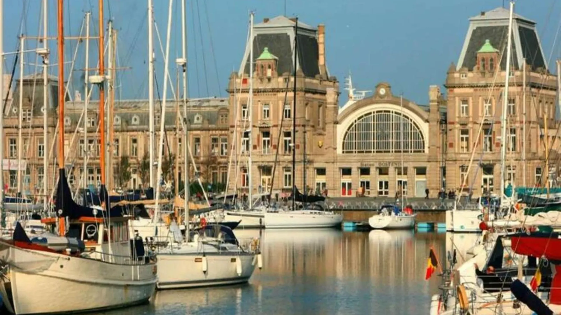 Beautiful Apartment With View Ostende